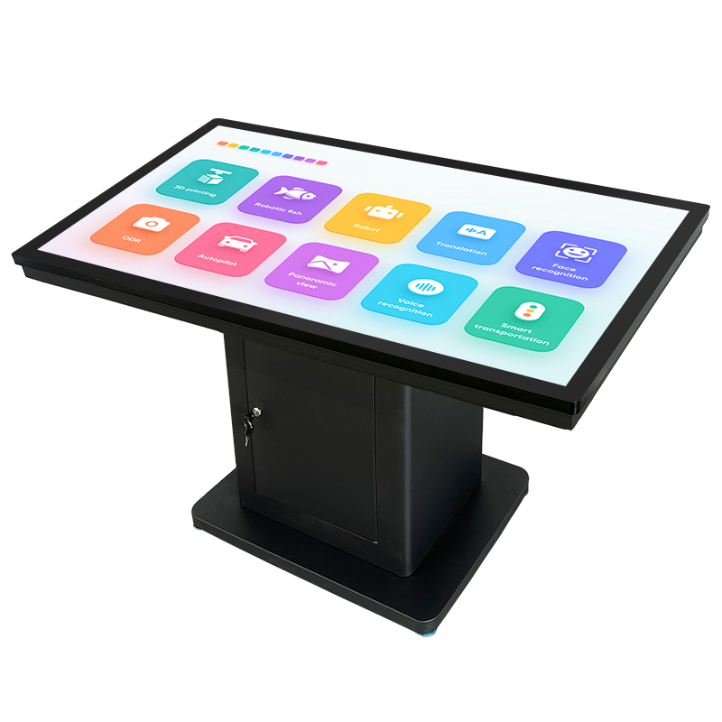 Taula t&agrave;ctil digital per a jocs intel&middot;ligents amb pantalla LCD interactiva